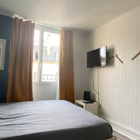 Beautifull Small Flat Parigi